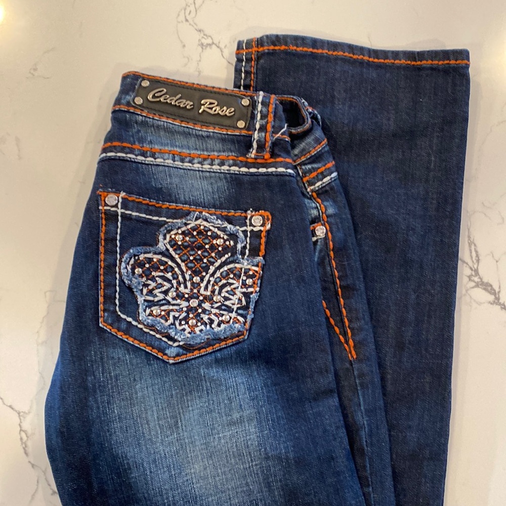 Cedar Rose cowgirl fit 27X36 jeans, never worn.